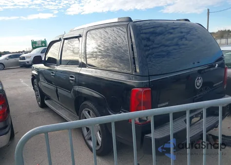 2005 Cadillac Escalade Standard z USA, uszkodzony, nr VIN 1GYEK63N25R176152